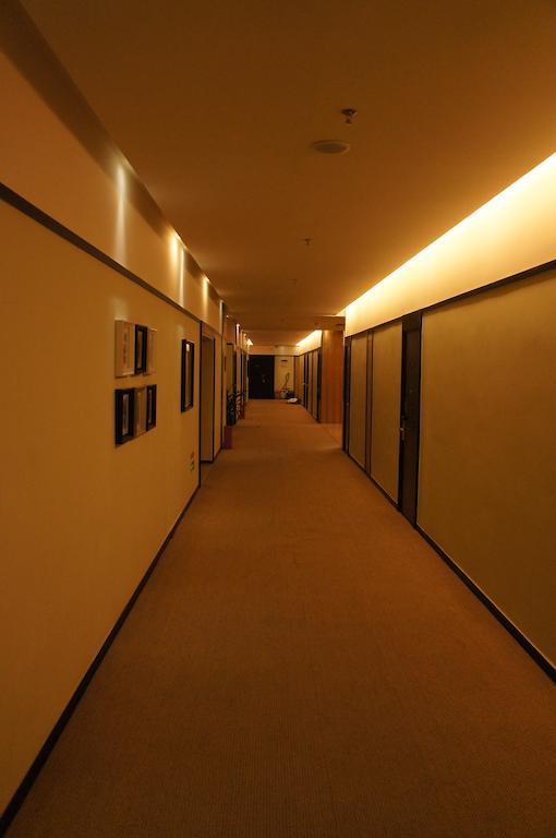 Joy Inn Gongbei Zhuhai Buitenkant foto