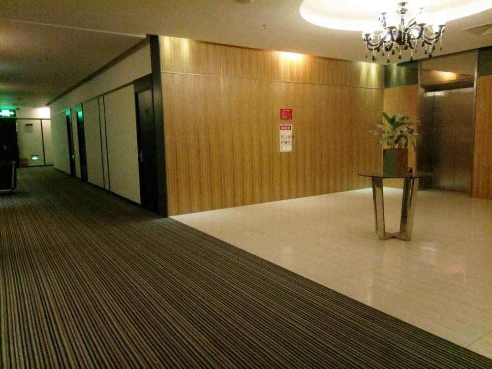 Joy Inn Gongbei Zhuhai Buitenkant foto