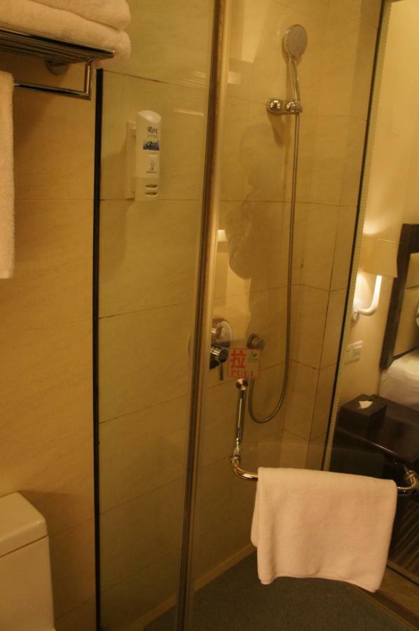 Joy Inn Gongbei Zhuhai Buitenkant foto