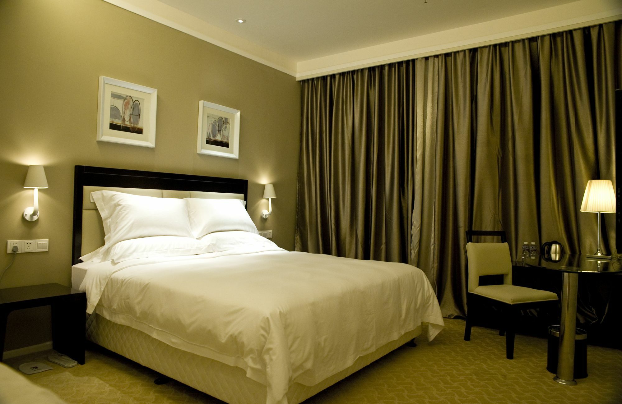 Joy Inn Gongbei Zhuhai Buitenkant foto